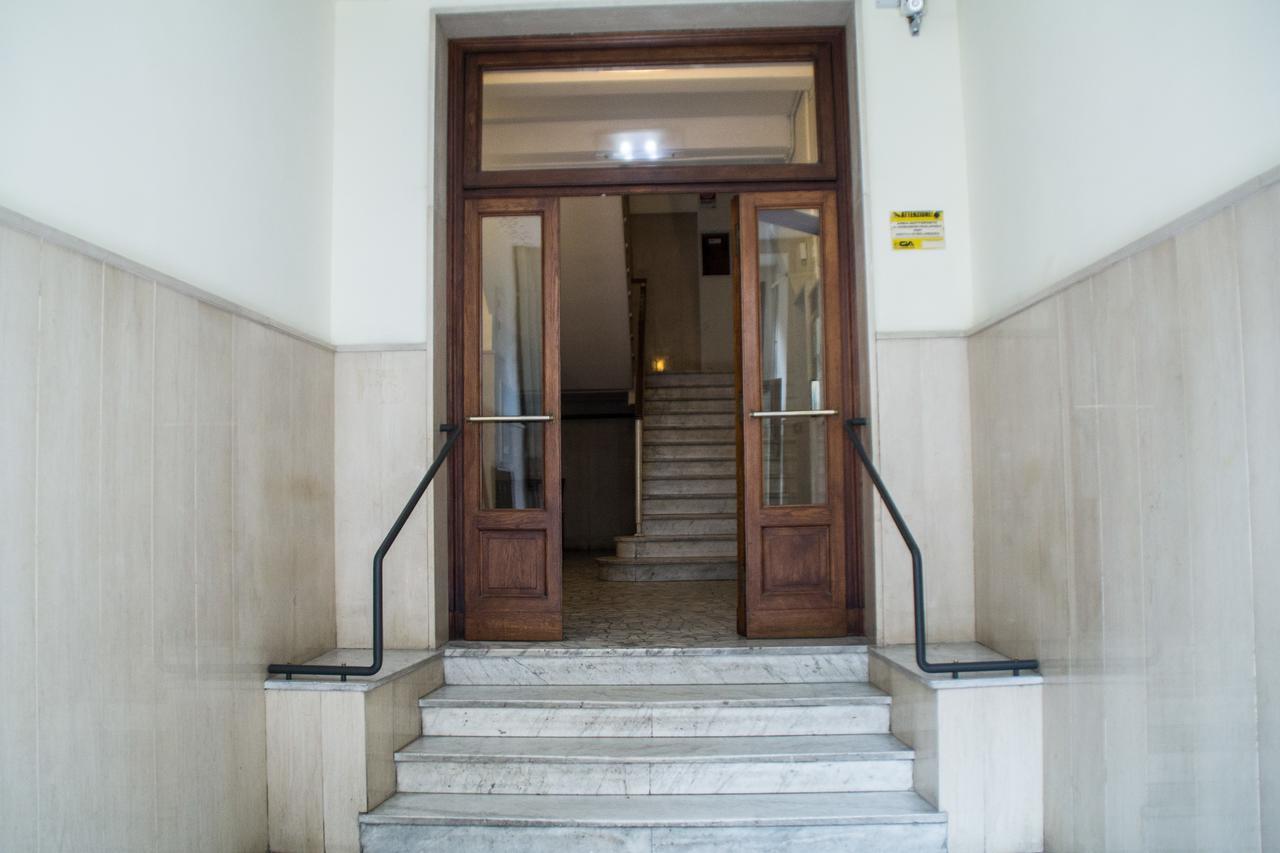 Bed and Breakfast Interno 10 Cavour Neapol Zewnętrze zdjęcie